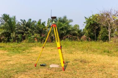 gps-device-surveying-work-site-large gps-device-surveying-work-site-large